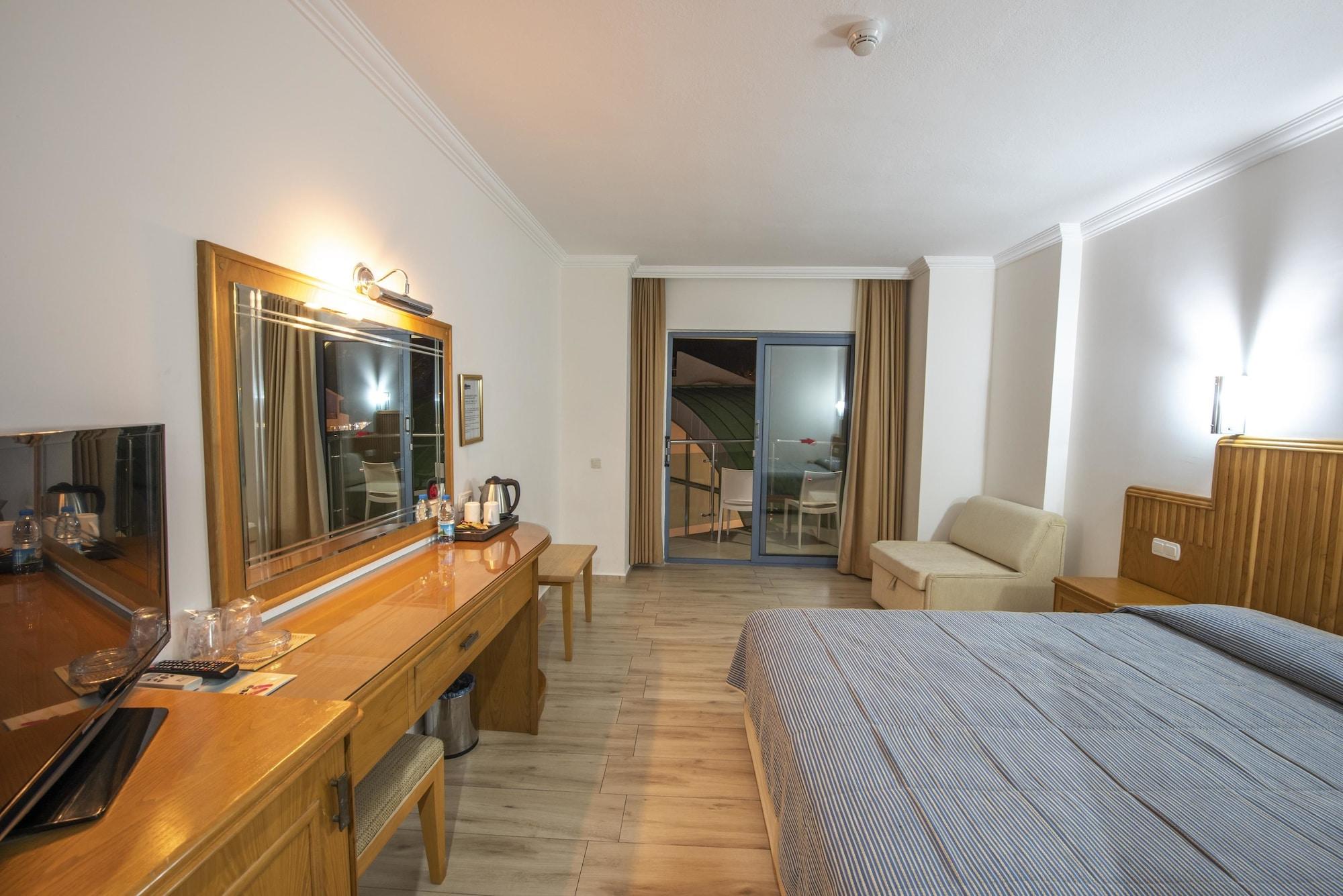 Belcehan Hotel オルデニズ エクステリア 写真
